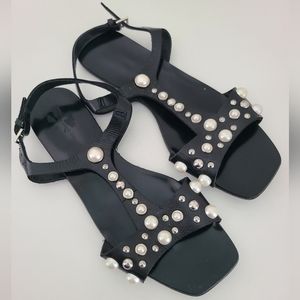 Zara leather‎ flats sandals w/ faux pearl & studs pre loved Size 7.5/38